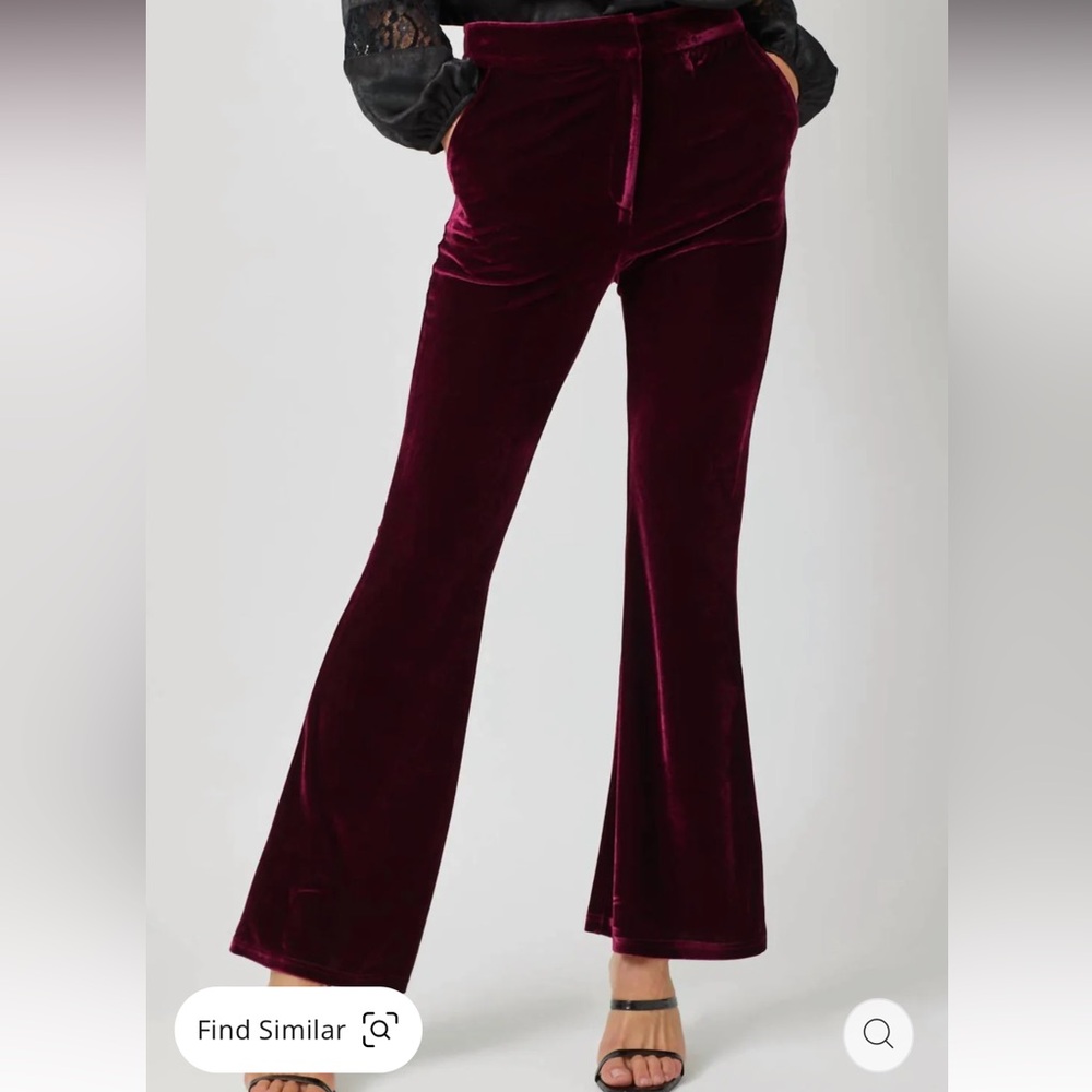 BNWT Boutique Women’s Velvet Flare Pants in Burgundy